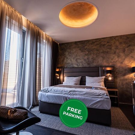 Nutrend World Hotel Olomouc Bagian luar foto