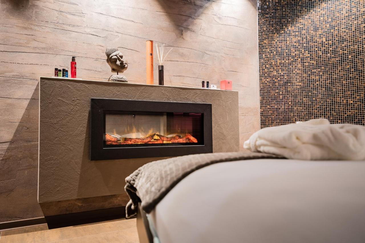 Nutrend World Hotel Olomouc Bagian luar foto