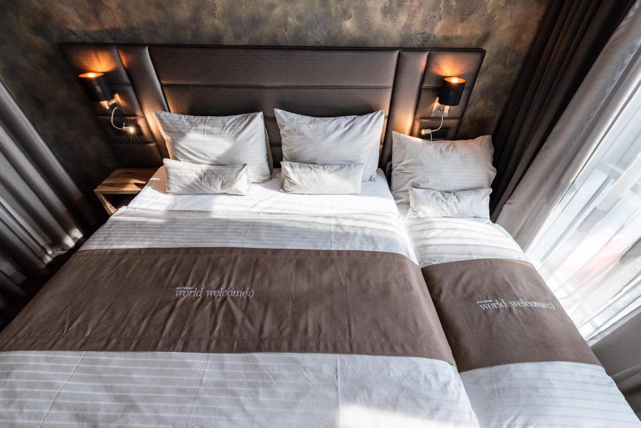 Nutrend World Hotel Olomouc Bagian luar foto
