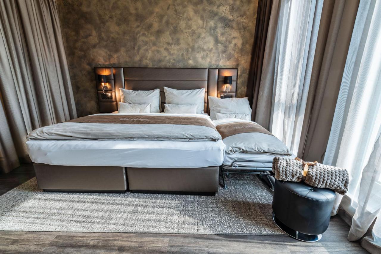 Nutrend World Hotel Olomouc Bagian luar foto