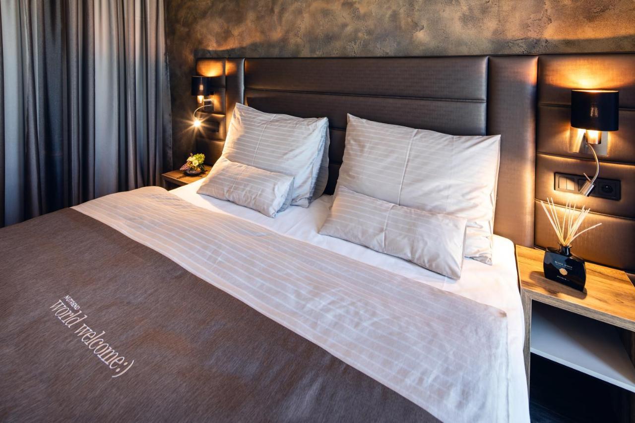 Nutrend World Hotel Olomouc Bagian luar foto
