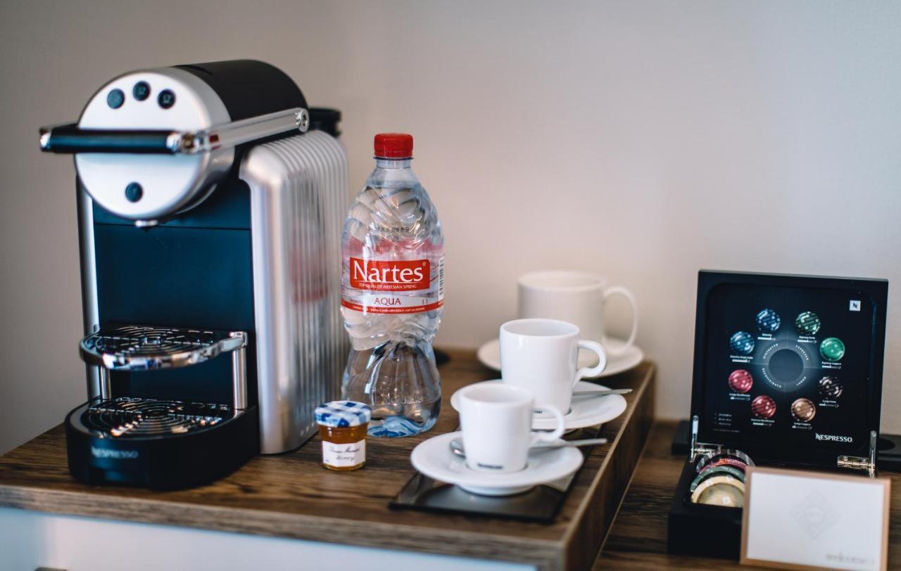 Nutrend World Hotel Olomouc Bagian luar foto